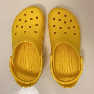 Crocs - classic clogs. Women’s 9, Men’s 7.